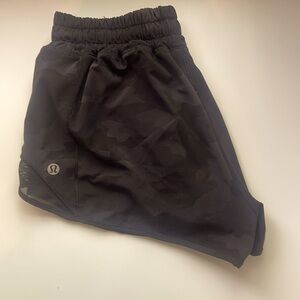 Lululemon Shorts 2.5”